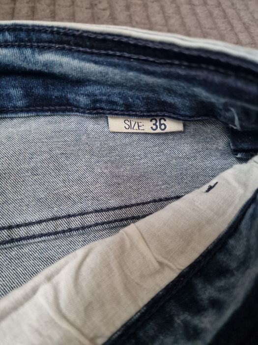 Spodnie męskie krótkie rozmiar 36