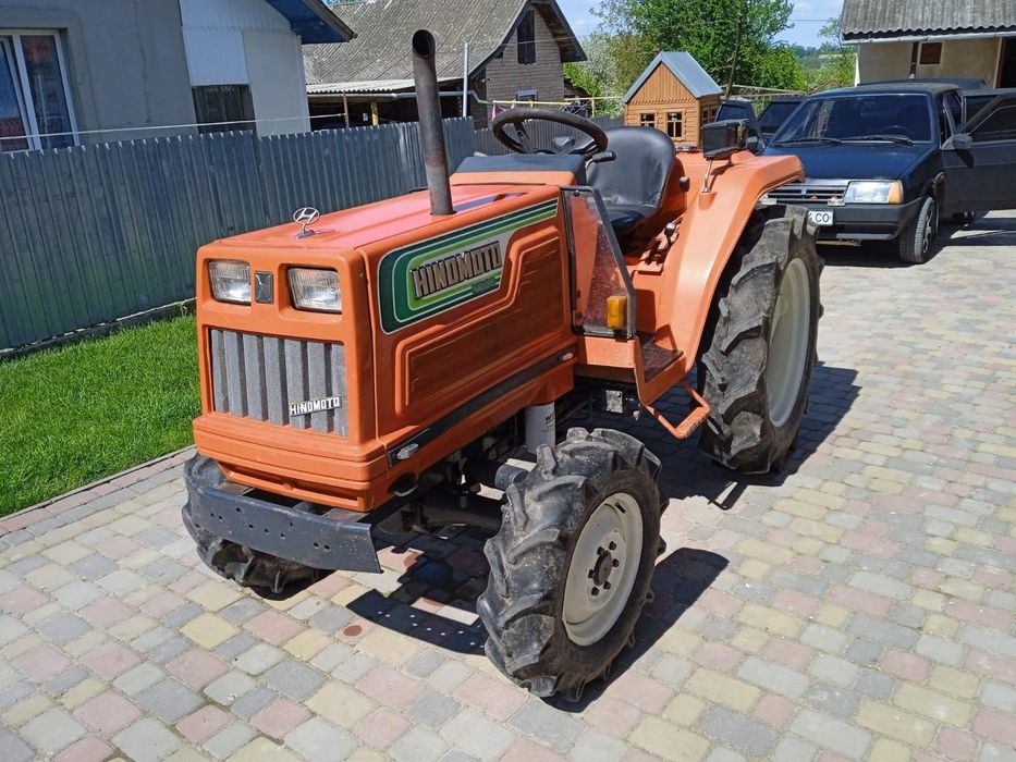 Трактор Hinomoto N239