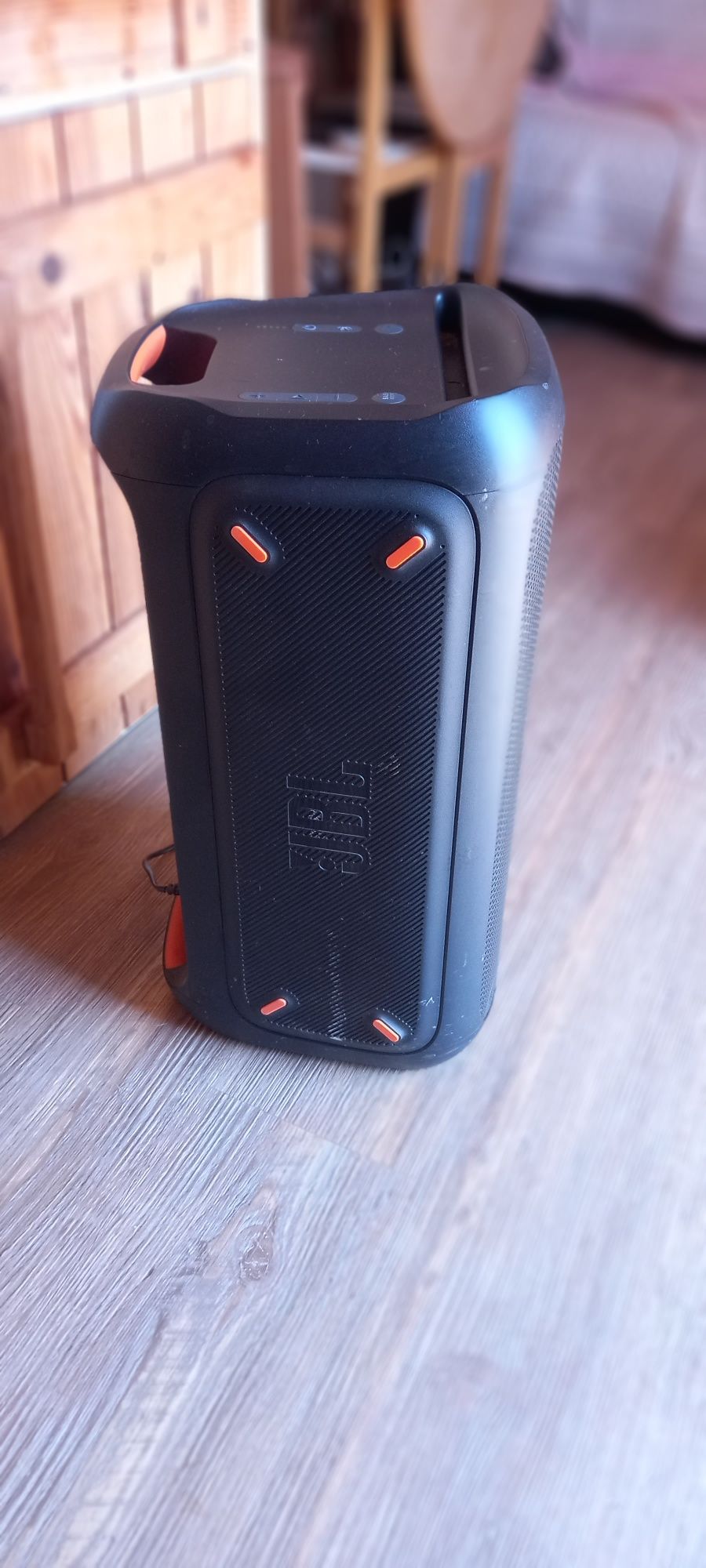 JBL PartyBox 100