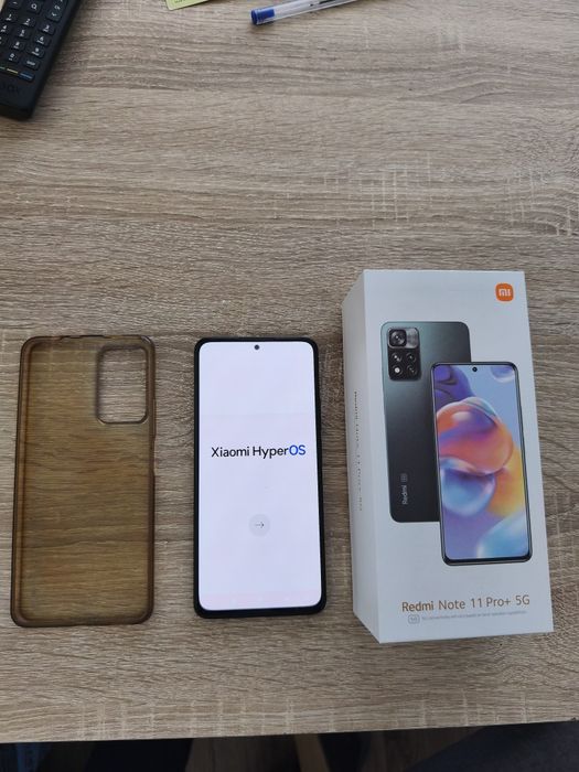 Redmi note 11 pro + 5G 8 GB ram 256 GB hdd