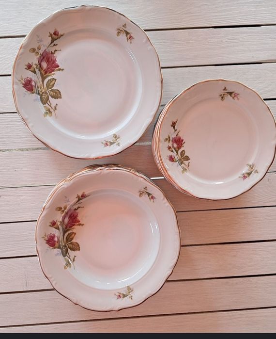 18 elementowy serwis obiadowy Wałbrzych PRL