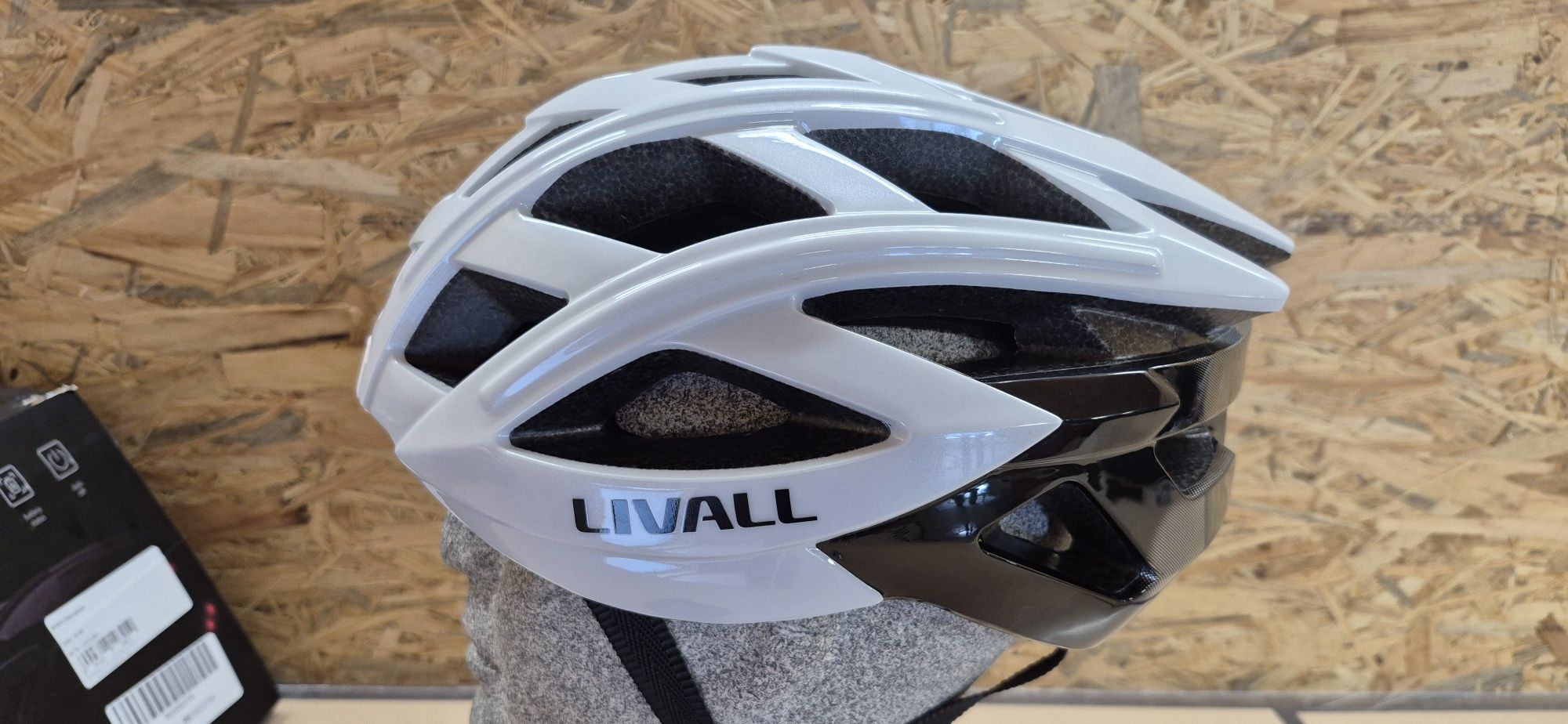 Kask Livall BH60SE NEO .