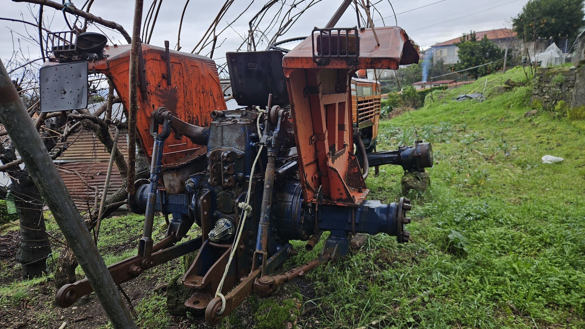 Trator same para peças ou sucata ou restauro
