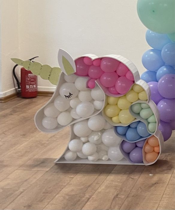 Dekoracja na urodziny jednorożec ramka na balony
