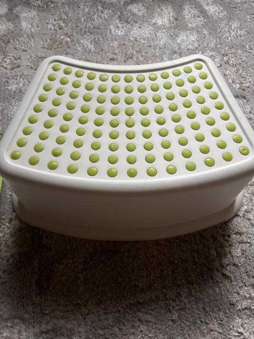 Сходинка  дитяча.для ванної кімнати та туалету. Накладка для унітазу.