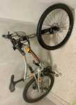 CANNONDALE Rush 5 na widelcu LEFTY