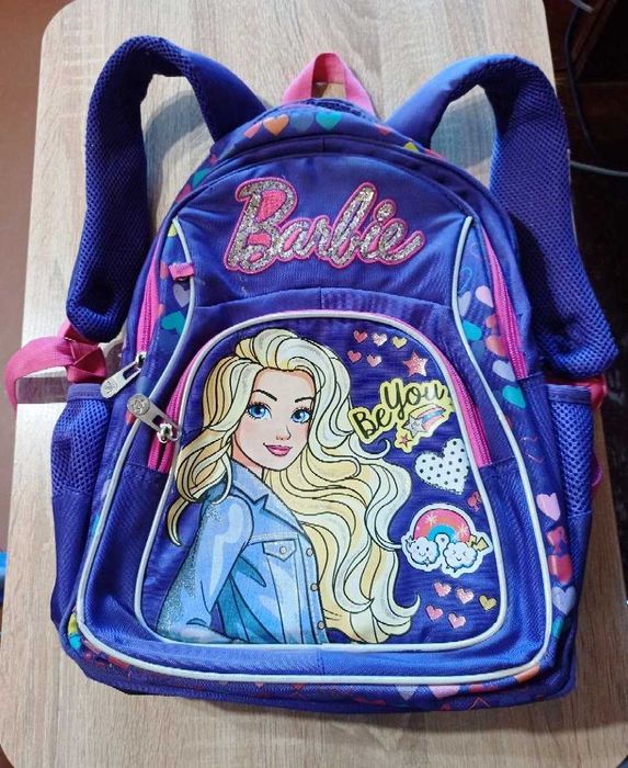 Шкільний рюкзак Barbie на дівчинку 6-10 років
