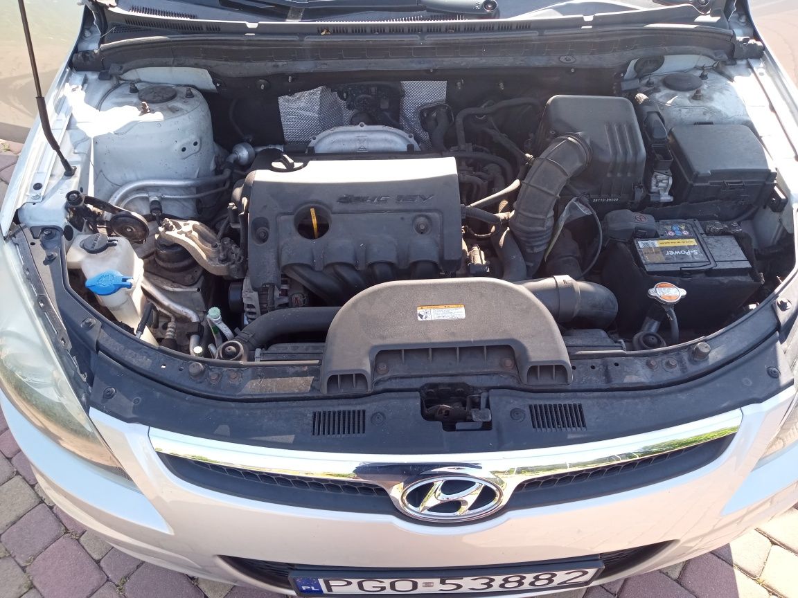 Hyundai i30 1.4 rok produkcji 2009 cena do negocjacji