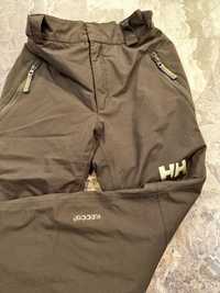 Spodnie zimowe narciarskie snowbord rozm 152 czarne Helly Hansen