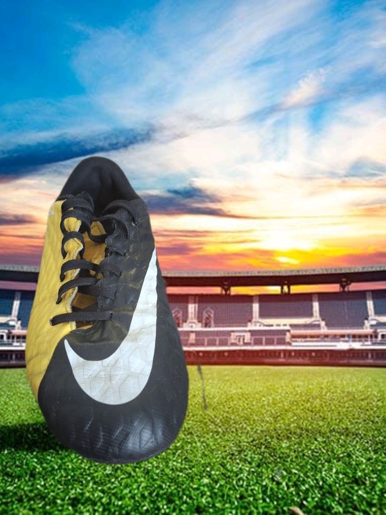 Футбольне взуття (копи)