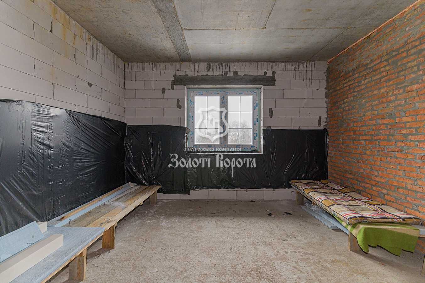 Будинок 2 поверхи. 136-а Садова. Метро 700м. Осокорки. Дарницький р-н