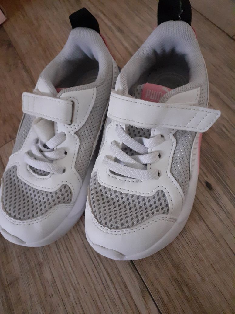 Buty Puma roz 25