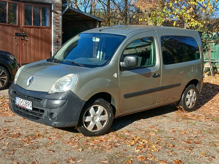 1.6 8V  Benzyna+Gaz Zarejestrowany Problem z uszczelką pod głowicą.