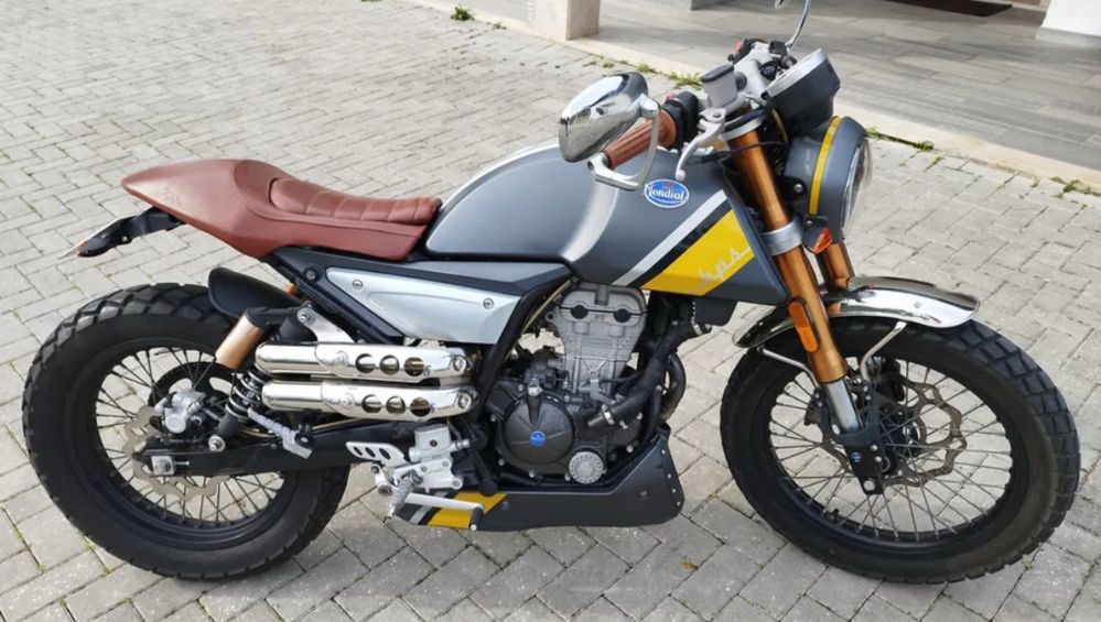 FB Mondial hps 125