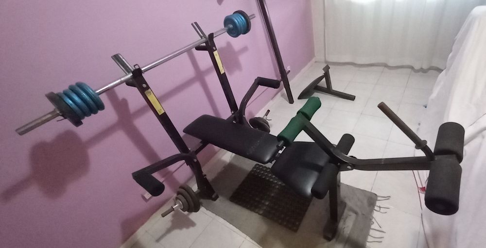 Banco de musculação completo, para pernas braços peito e costas 60kg