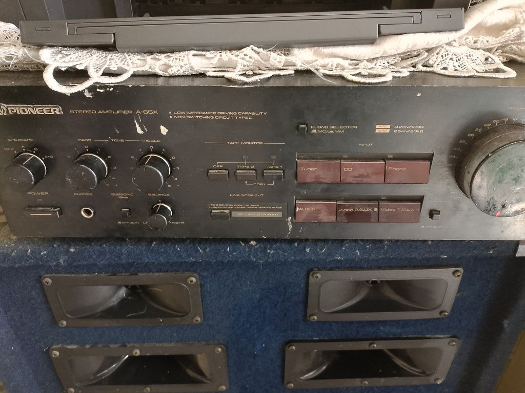 Kolumna estradowa plus wzmacniacz Pioneer
