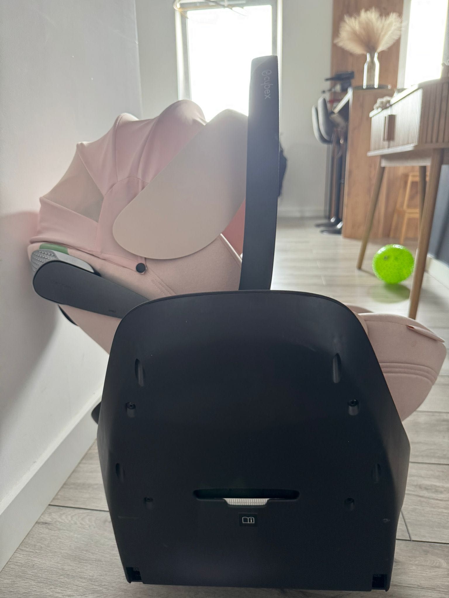CYBEX CLOUD T PLUS i-Size + baza