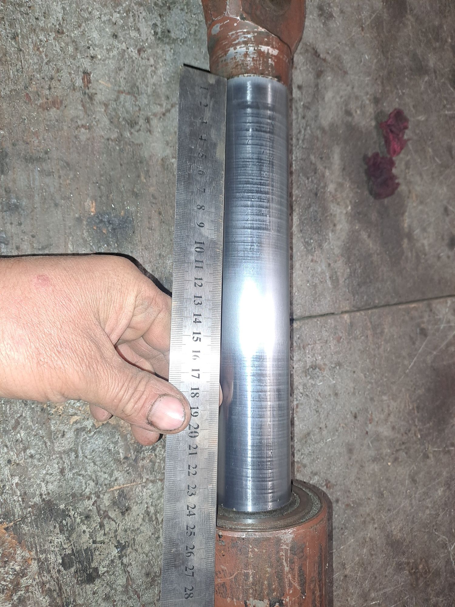 Гідроциліндр  потужний, 50 мм шток, з бульдозера