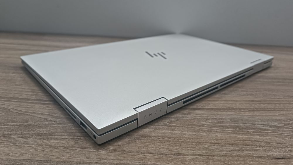 Сенсорный HP ENVY x360 / I5-1135G7 / 512GB / 16GB RAM / WIN 10