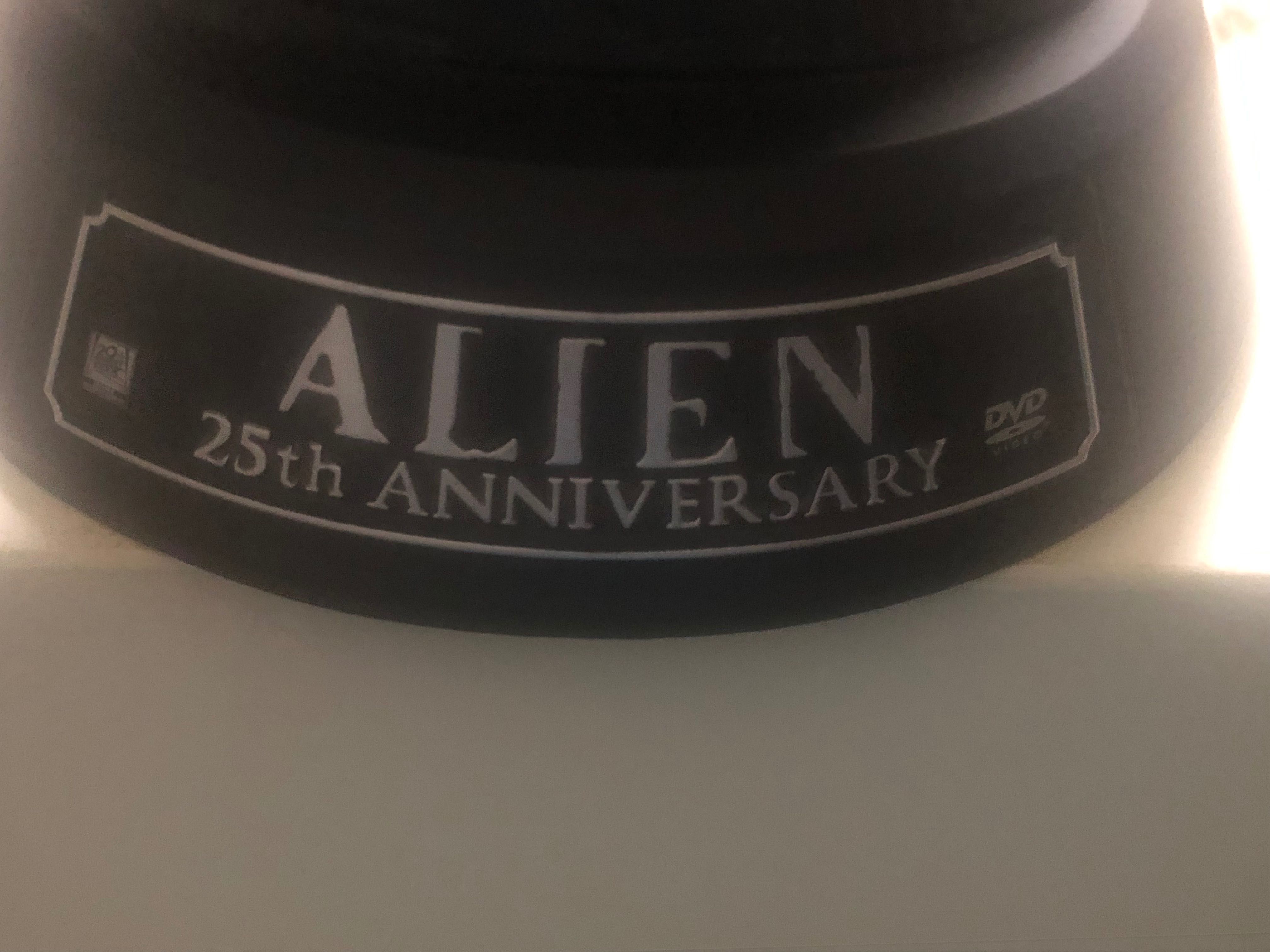 Cabeça Alien - Comemorativa do 25º Aniversário