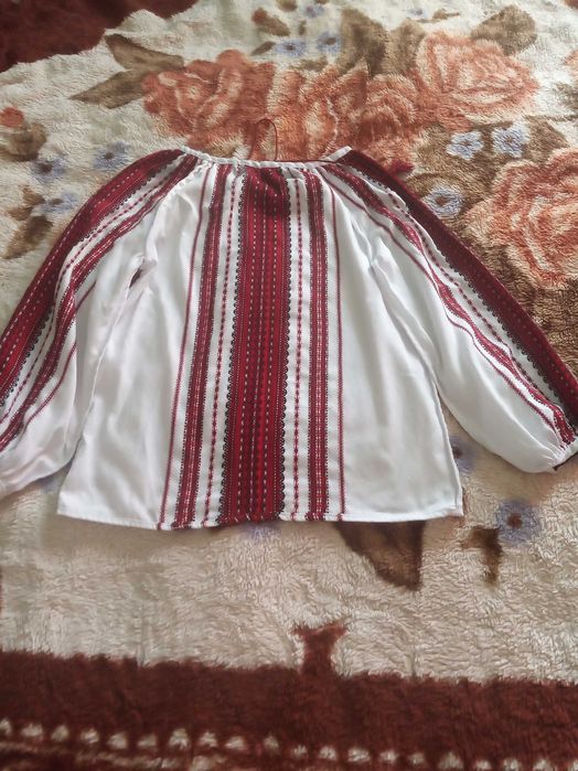 Продаж вишиванки