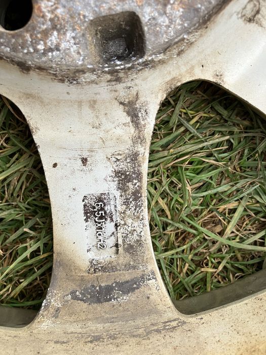 Диски з зимовими шинами