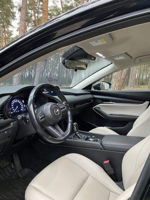 Mazda 3 BP 2020 SELECT