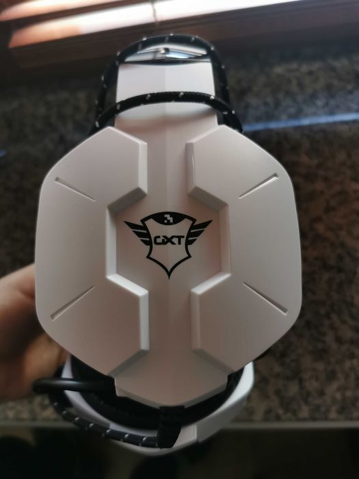 Słuchawki gamingowe z mikrofonem Trust GXT 323W CARUS