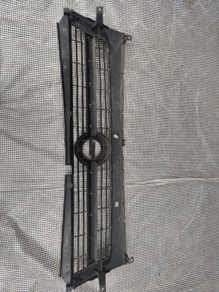 Opel Movano lift 03-10 grill atrapa kratka przód Biała chrom wysyłka