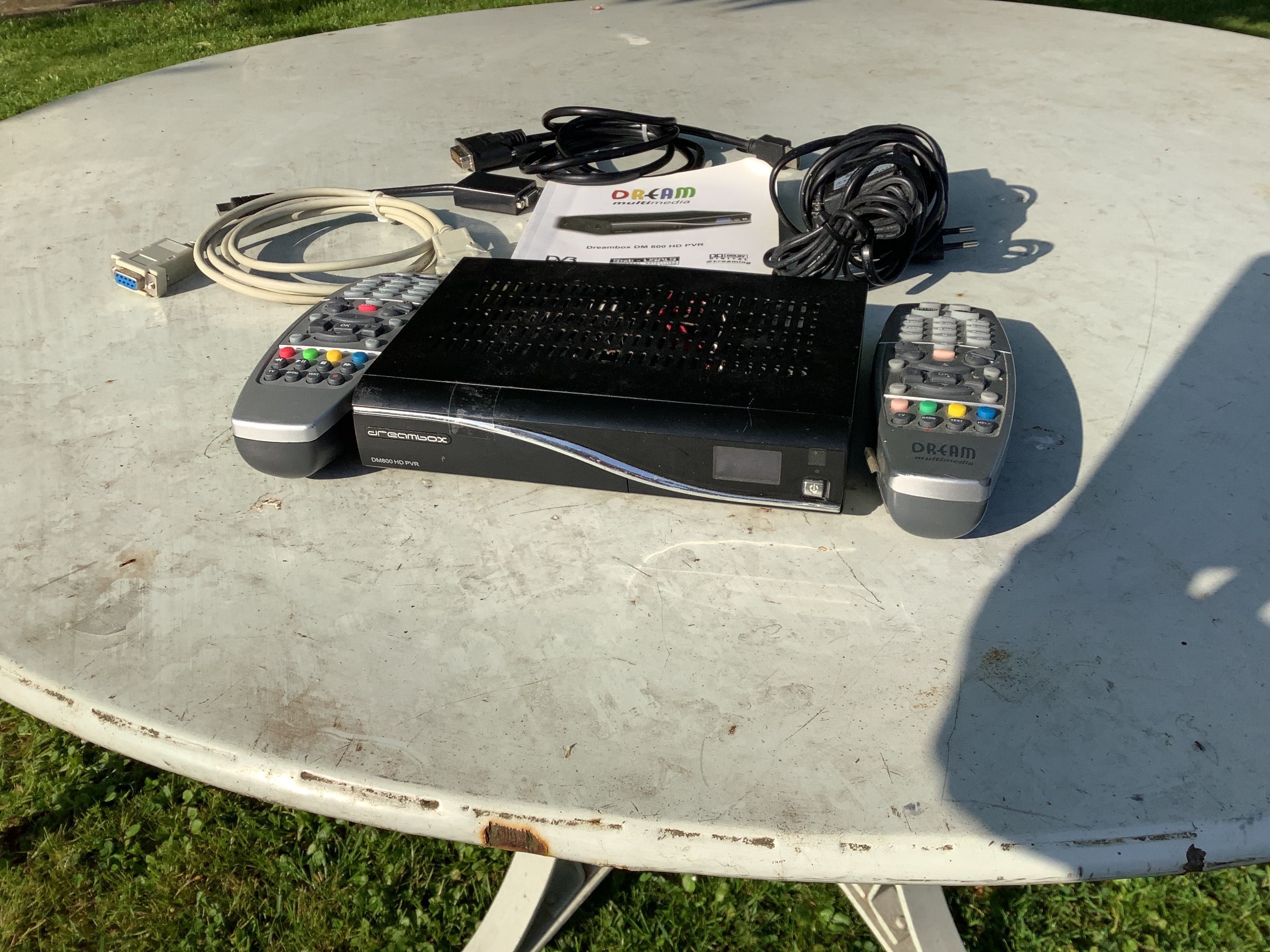 Démodulateur Dreambox 800 hd  com DD