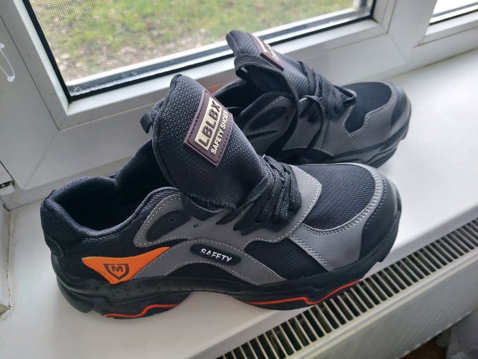 Кросівки чоловічі робочі