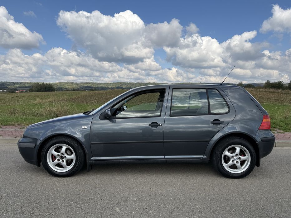 Volkswagen Golf 4 1.4B+LPG 75km 2002r