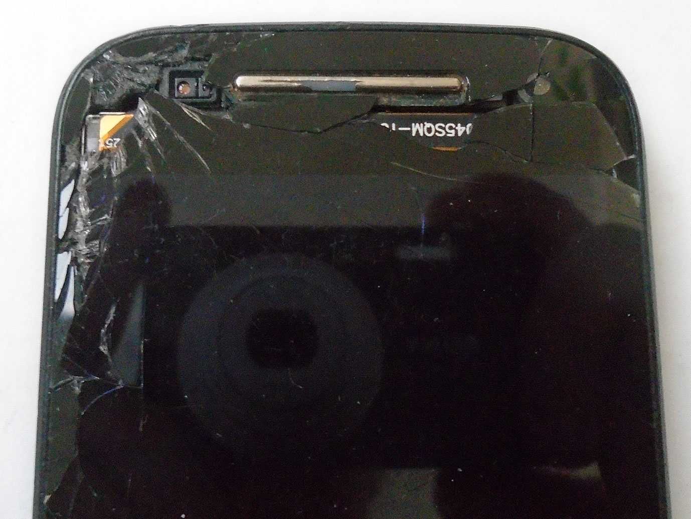 Смартфон Moto e  ( MOT1526ASB ) под ремонт/восстановление
