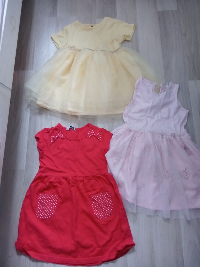 Cytrynowa sukienka r. 104 H&M wesele tiulowa sukienka żółta sukienka