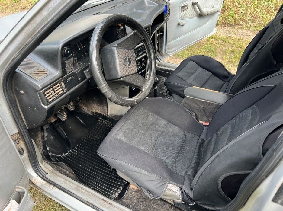 Опель.  кадет. .