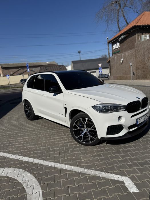 Продам БМВ  BMW X5 F15 M50D
