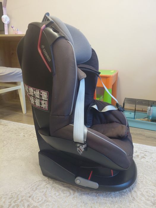 Автокрісло  Tobi