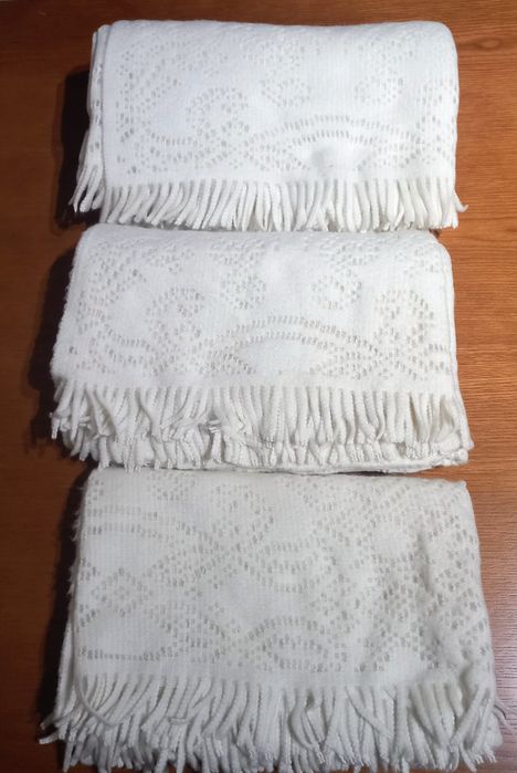 Mantas para sofás ou cama novas