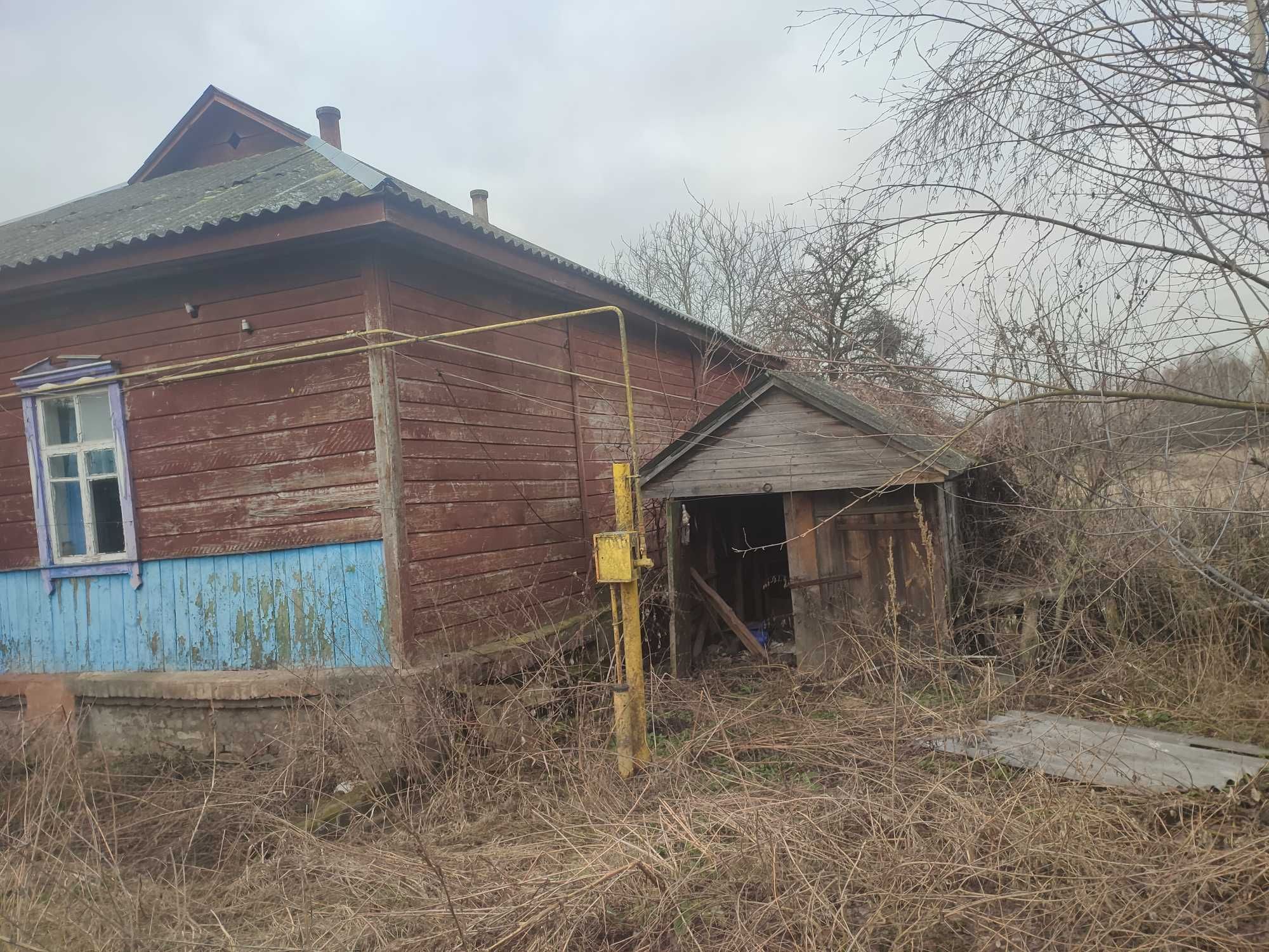 Будинок в селі під дачу або житло