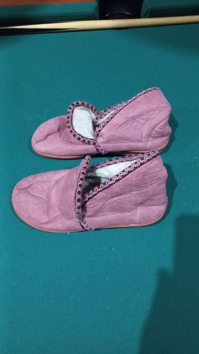 Damskie bambosze ciepłe z futerkiem rozmiar 38