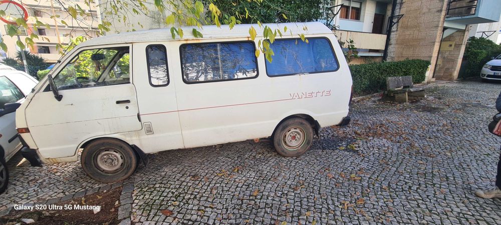 Nissan vanette 5 Lugares