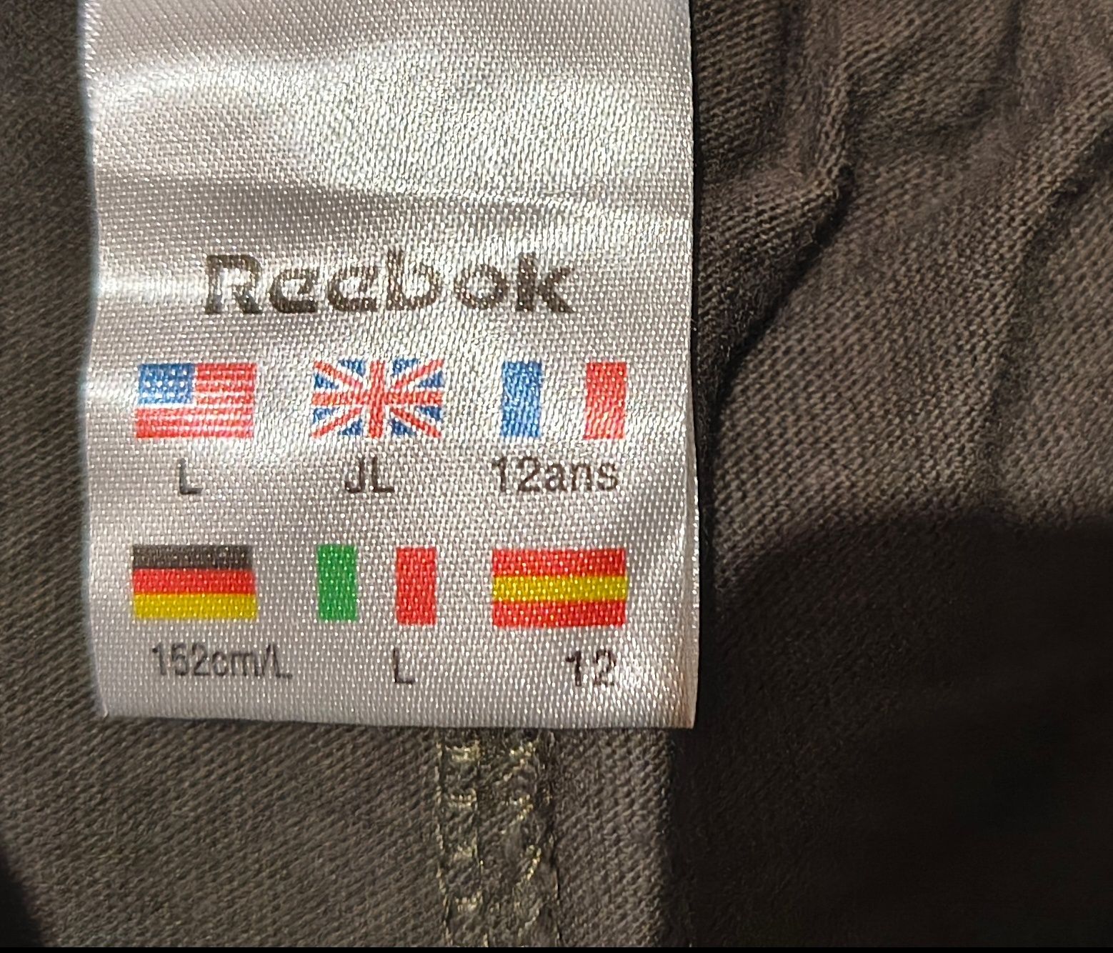 Spodnico-spodenki Reebok roz. 146-152