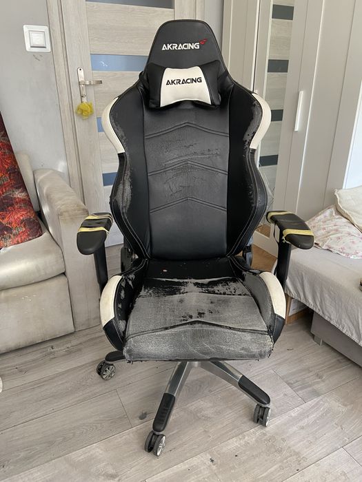 Fotel gamingowy akracing