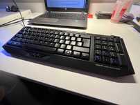 Teclado gaming roccat