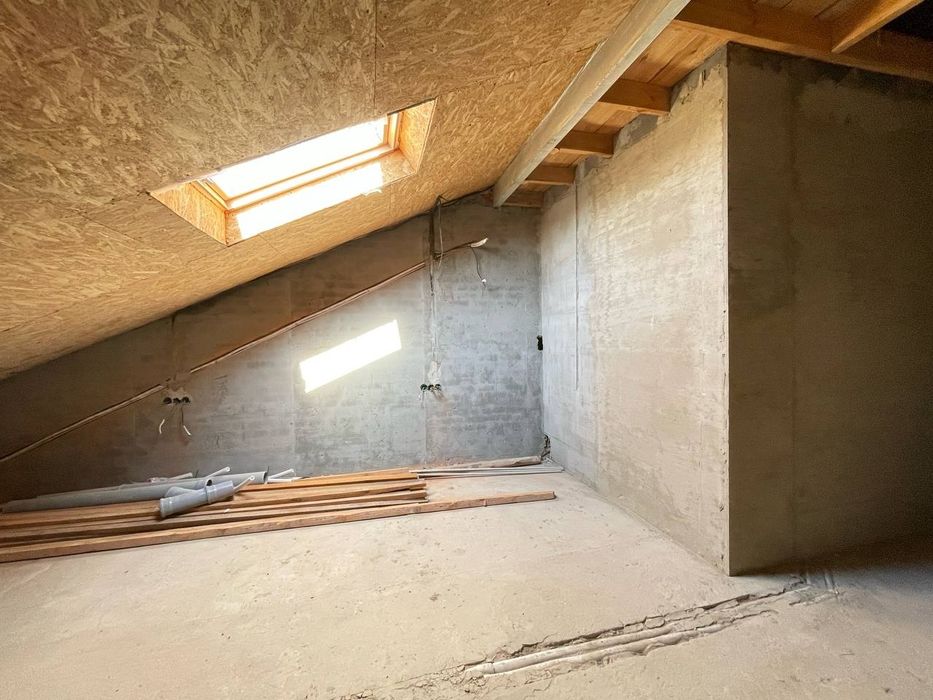 Низька ціна і низькі податки за 150м² у Вишневому