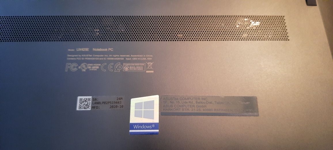 ASUS ZenBook 14 Intel Core i 7– stan idealny