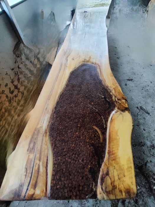 Blat stołu orzech żywica pół mat l