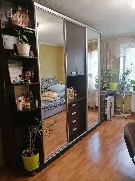 V Продам гостинку по ул. Большой Панасовской