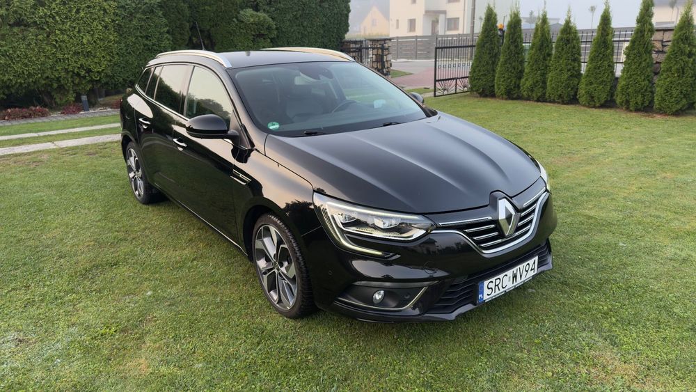 Renault Megane Renault Megane IV 1.7 Bose Edition Blue dCi 150 EDC Grandtour kombi