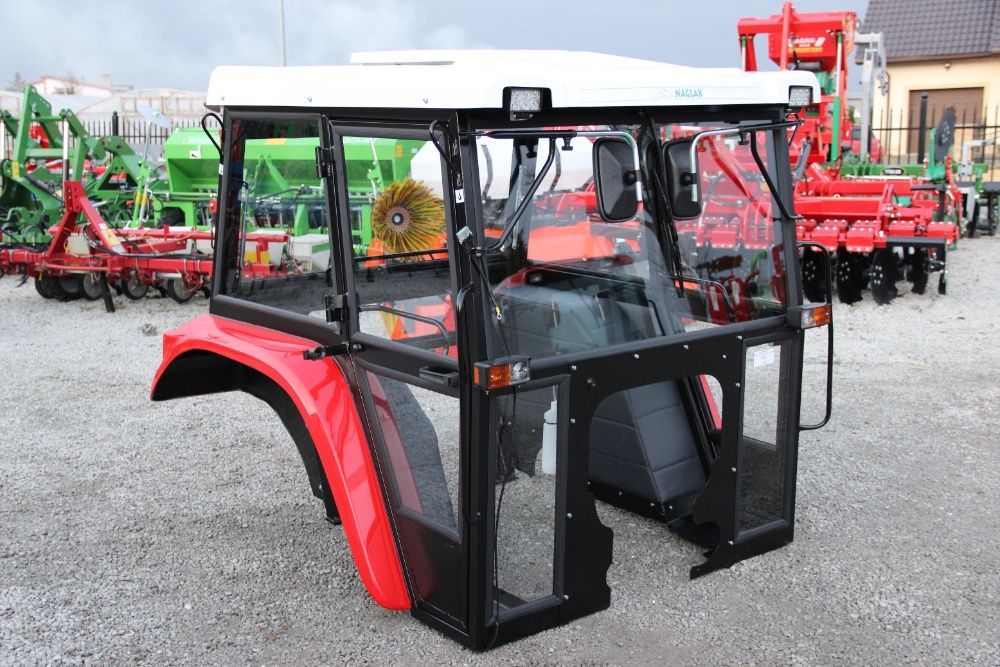 Kabina c 360 z błotnikami z tworzywa ursus NAGLAK nowość 2017